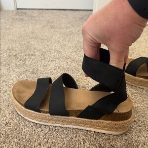Time and Tru Black Elastic Strap Espadrille Platform Sandals